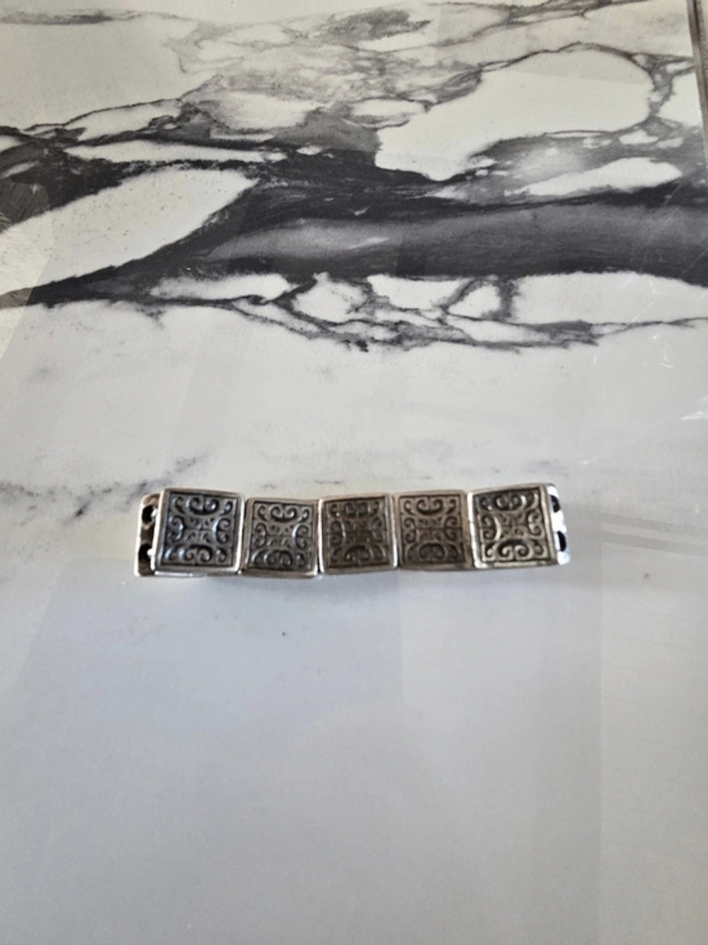 Vintage Style Silver-Tone Etched Square Link Stretch Bracelet
